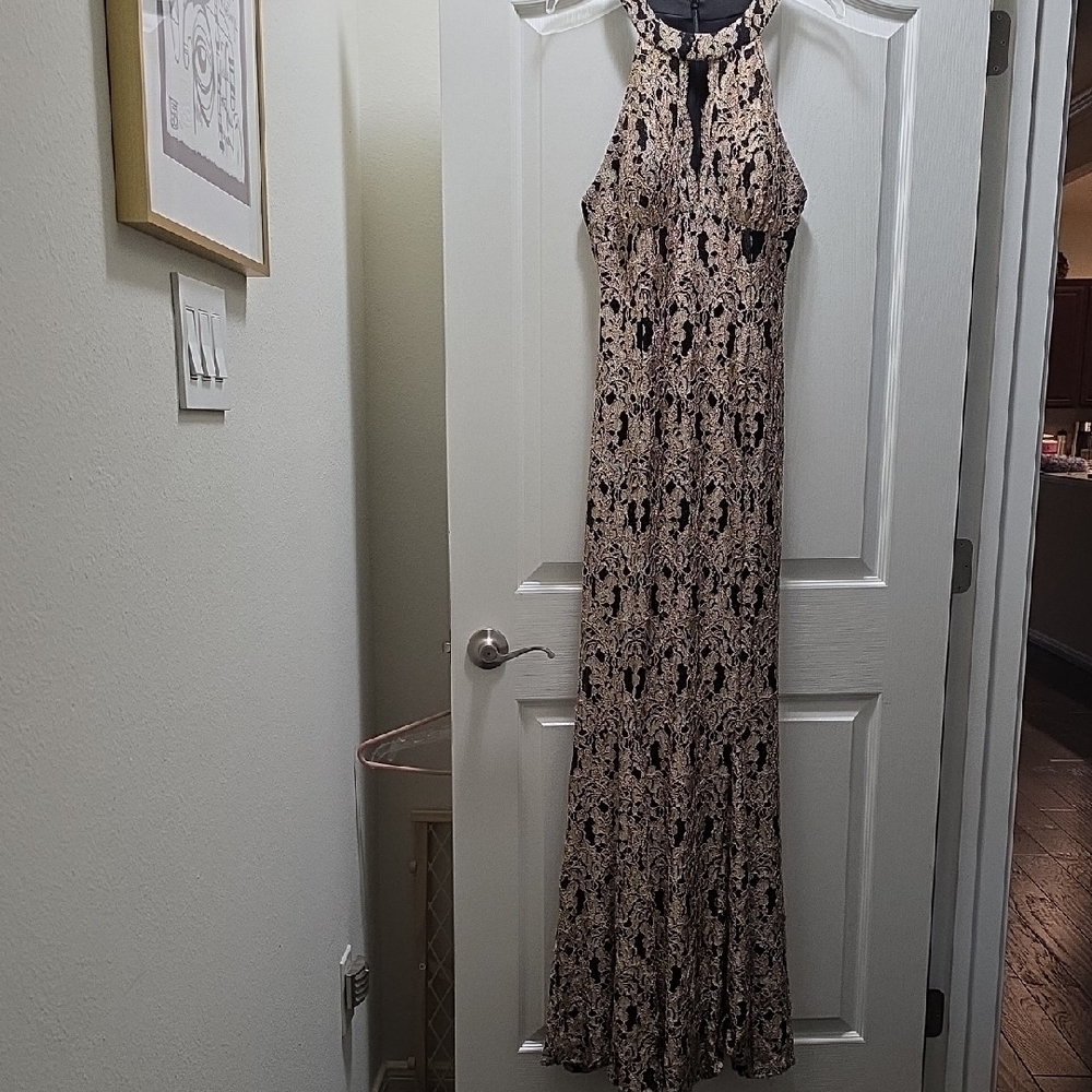 Elegant Black and Cream Halter Maxi Dress